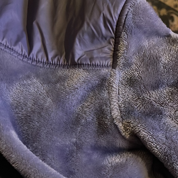 32 ° Heat - Girls size M 10/12 soft jacket with 2 side zip pockets. - Picture 7 of 7